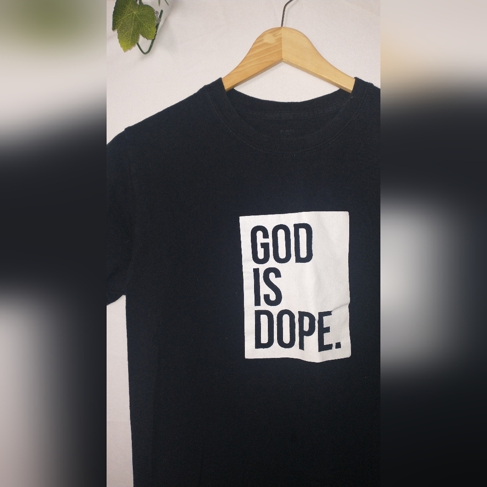 'God Is Dope' T-Shirt Black And White Faith Hope Size Medium - Picture 2 of 3
